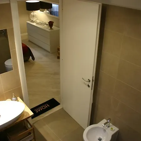 Vatican Twins Luxury Apartment *